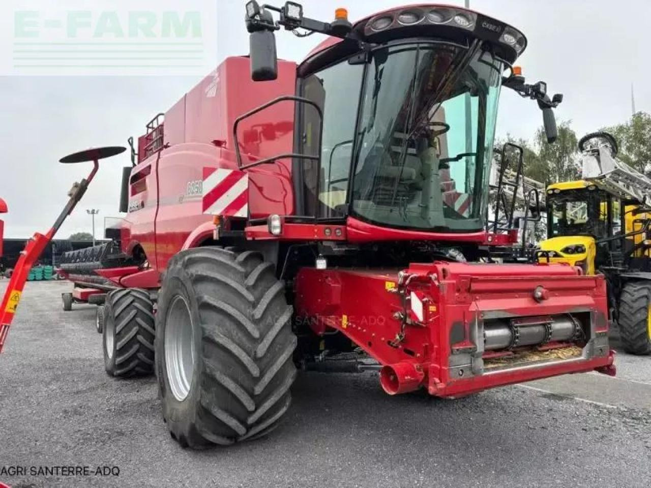 Case-IH axial-flow 8250 - מקצרת קומבינה: תמונה 2 Case-IH axial-flow 8250 - מקצרת קומבינה: תמונה 2