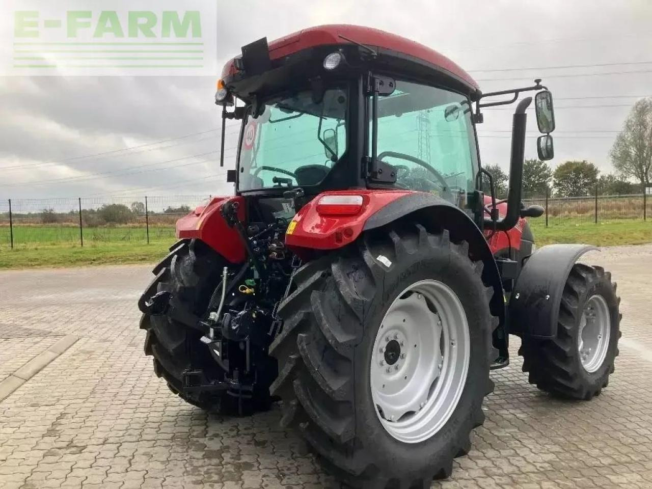 Case-IH farmall 100a - טרקטור חקלאי: תמונה 3 Case-IH farmall 100a - טרקטור חקלאי: תמונה 3