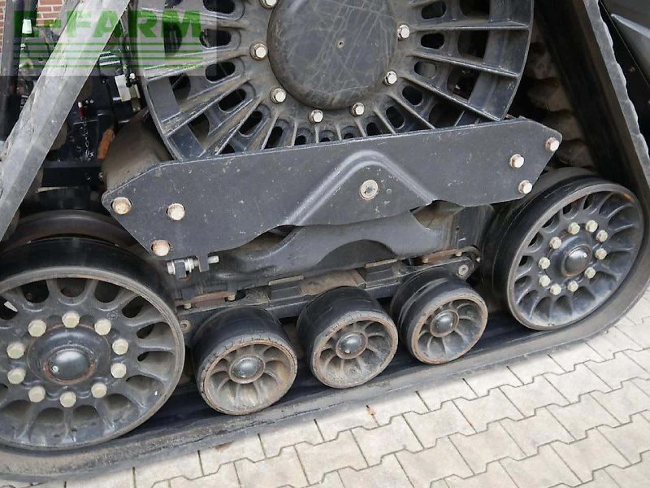 טרקטור חקלאי Case-IH magnum 340 rowtrac gps: תמונה 11