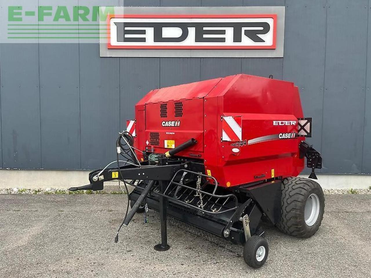 Case-IH rb 344 - מכונת צרור מרובעת: תמונה 1 Case-IH rb 344 - מכונת צרור מרובעת: תמונה 1