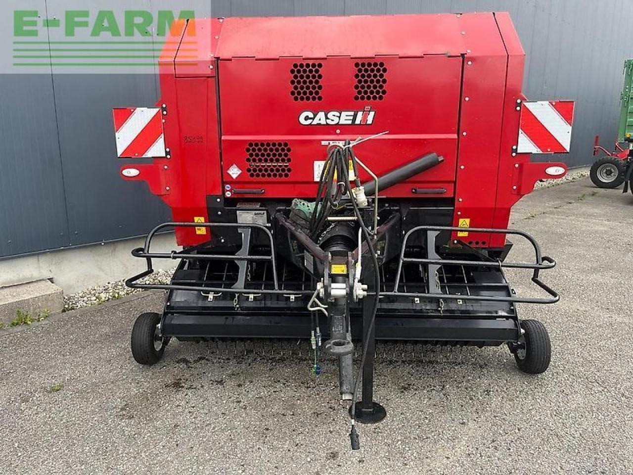Case-IH rb 344 - מכונת צרור מרובעת: תמונה 2 Case-IH rb 344 - מכונת צרור מרובעת: תמונה 2