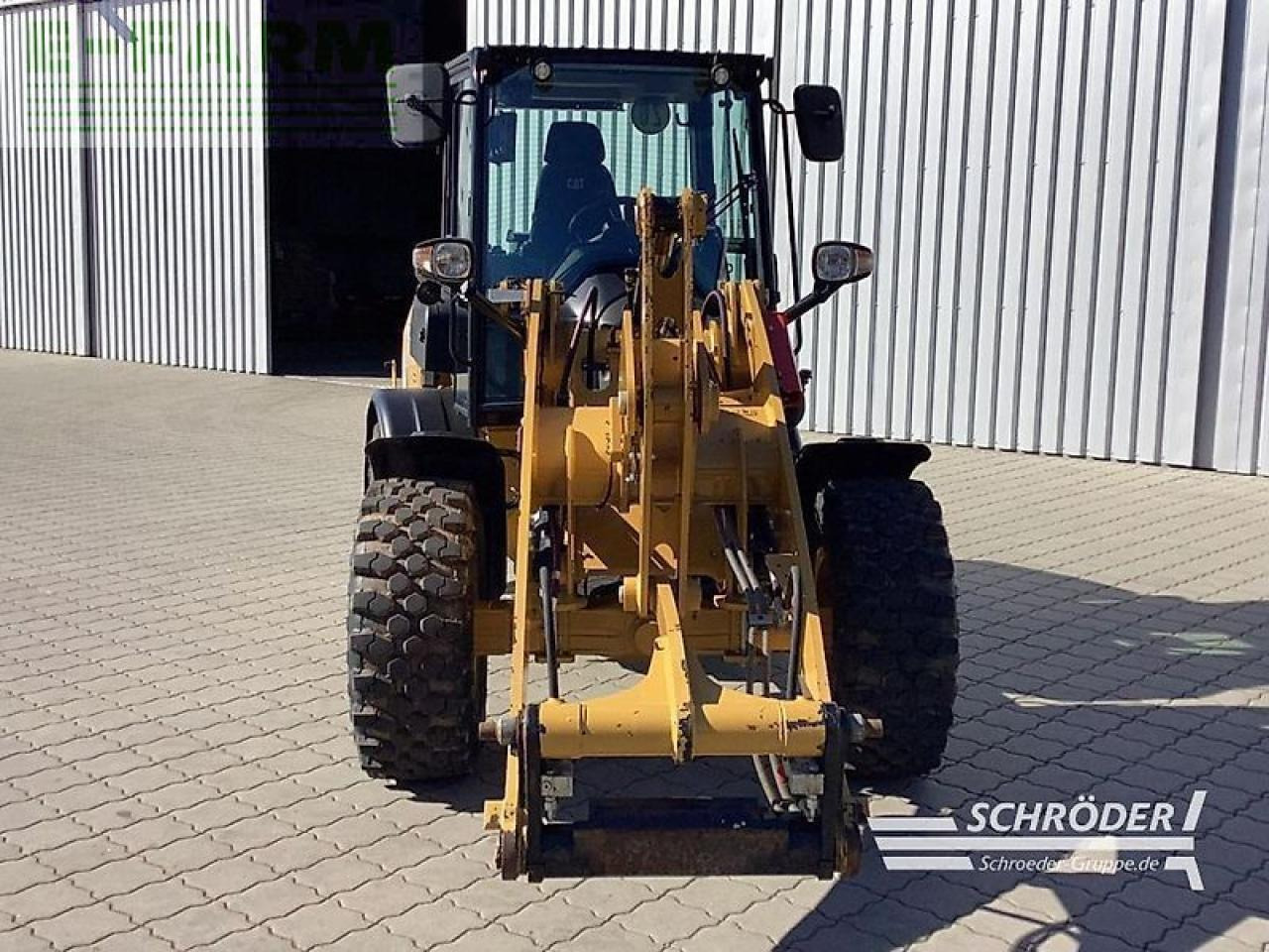 Caterpillar 908 hl-14 - מיני מחפר: תמונה 3 Caterpillar 908 hl-14 - מיני מחפר: תמונה 3