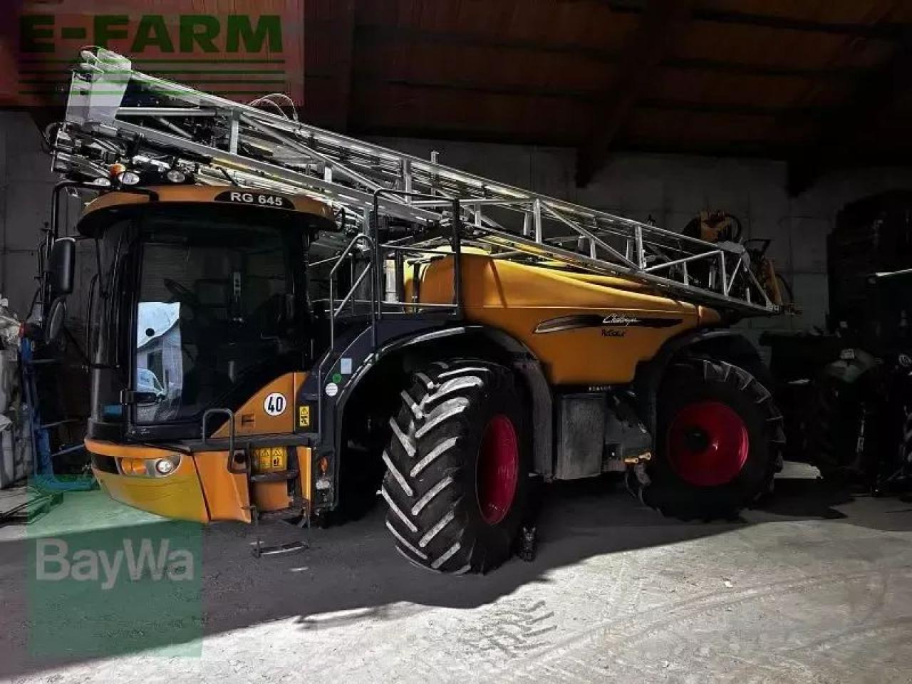 Challenger rogator 645 - מרסס נגרר: תמונה 1 Challenger rogator 645 - מרסס נגרר: תמונה 1