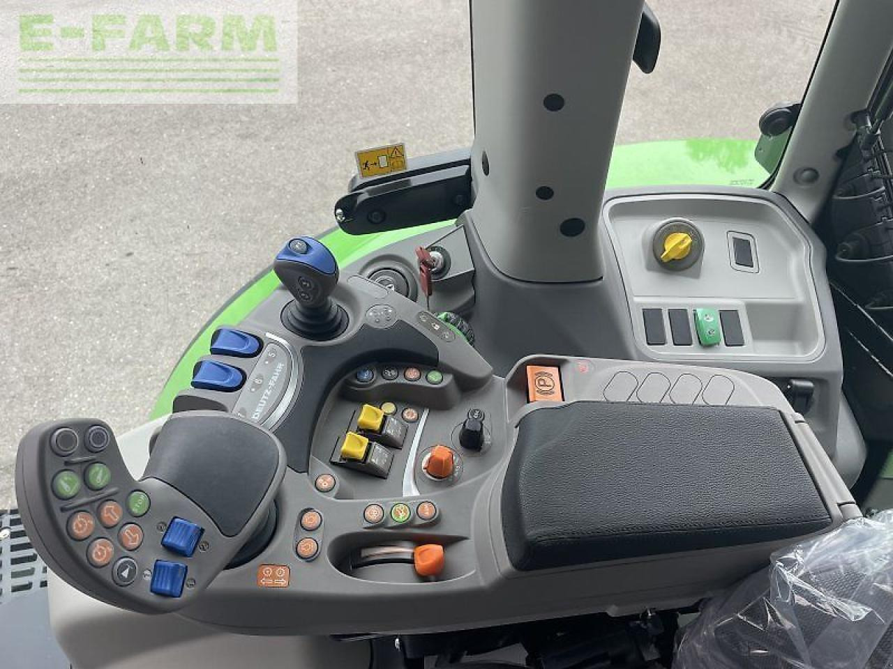 טרקטור חקלאי Deutz-Fahr 6130.4 ttv agrotron - messepreis TTV: תמונה 6