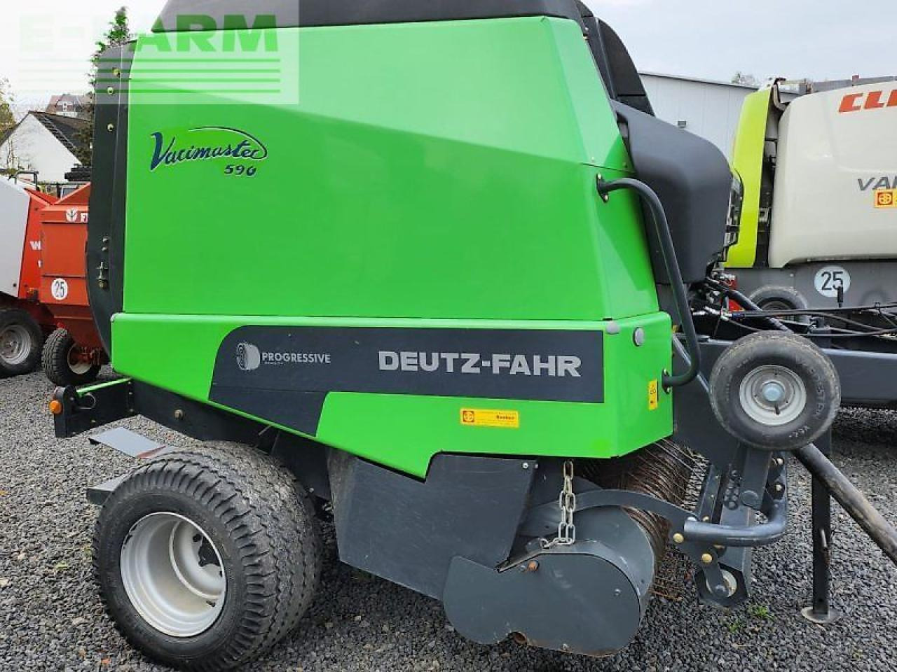 Deutz-Fahr vari master 590 - מכונת צרור מרובעת: תמונה 1 Deutz-Fahr vari master 590 - מכונת צרור מרובעת: תמונה 1