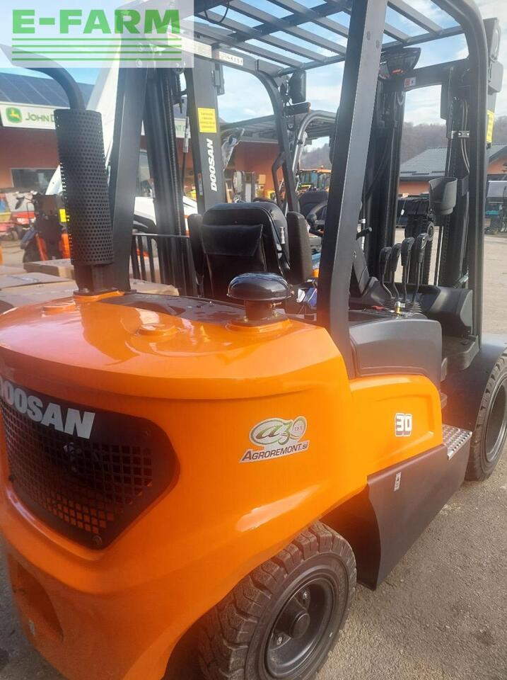 Doosan D30NXS - מלגזה: תמונה 2 Doosan D30NXS - מלגזה: תמונה 2