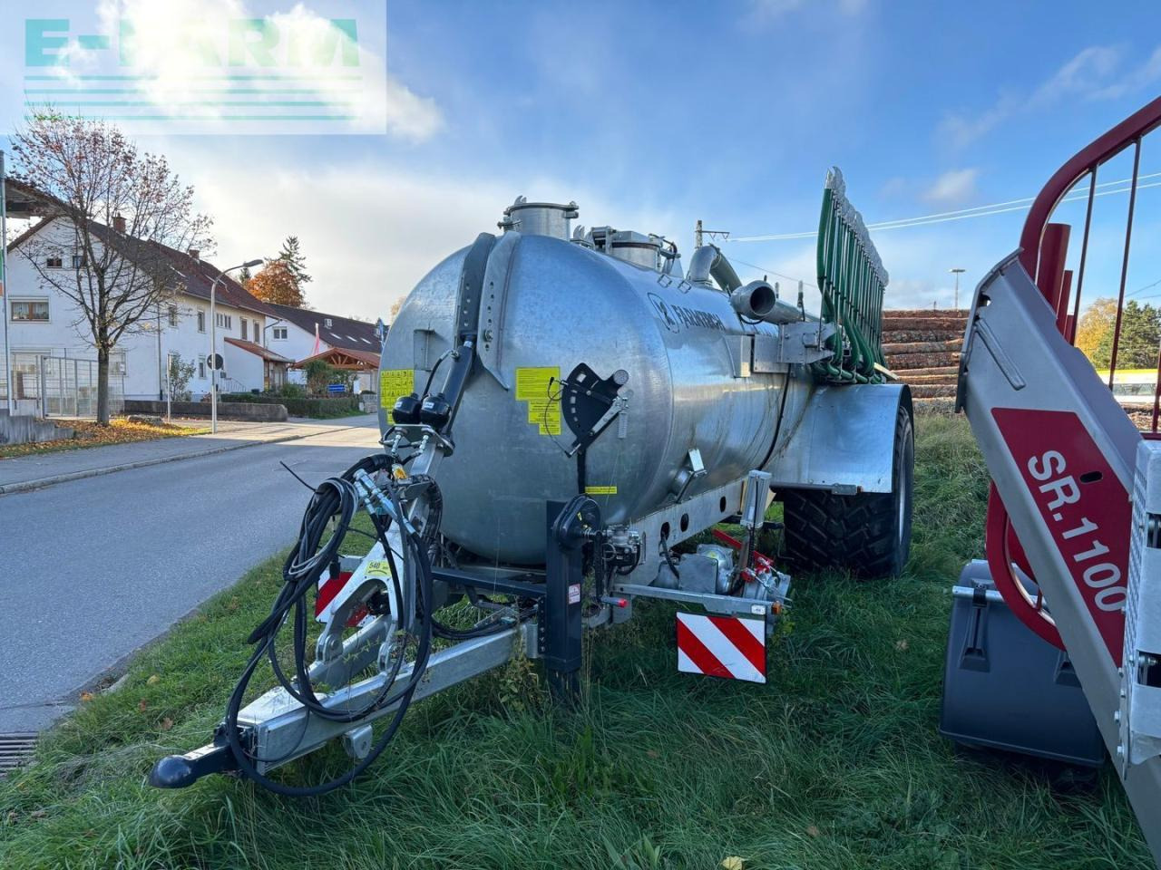 Farmtech Supercis 1000 - ציוד דישון: תמונה 1 Farmtech Supercis 1000 - ציוד דישון: תמונה 1