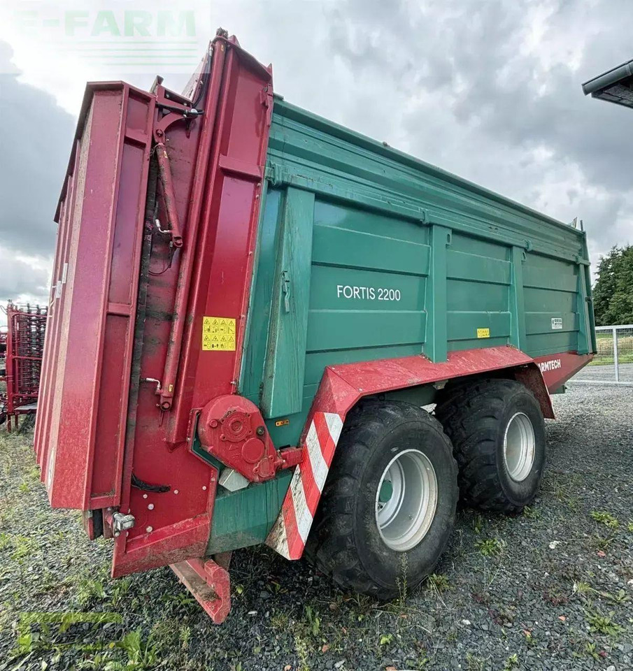 Farmtech fortis 2200 abschiebewagen + streuwerk - מסיר פסולת/ קרון נגרר חקלאי: תמונה 2 Farmtech fortis 2200 abschiebewagen + streuwerk - מסיר פסולת/ קרון נגרר חקלאי: תמונה 2
