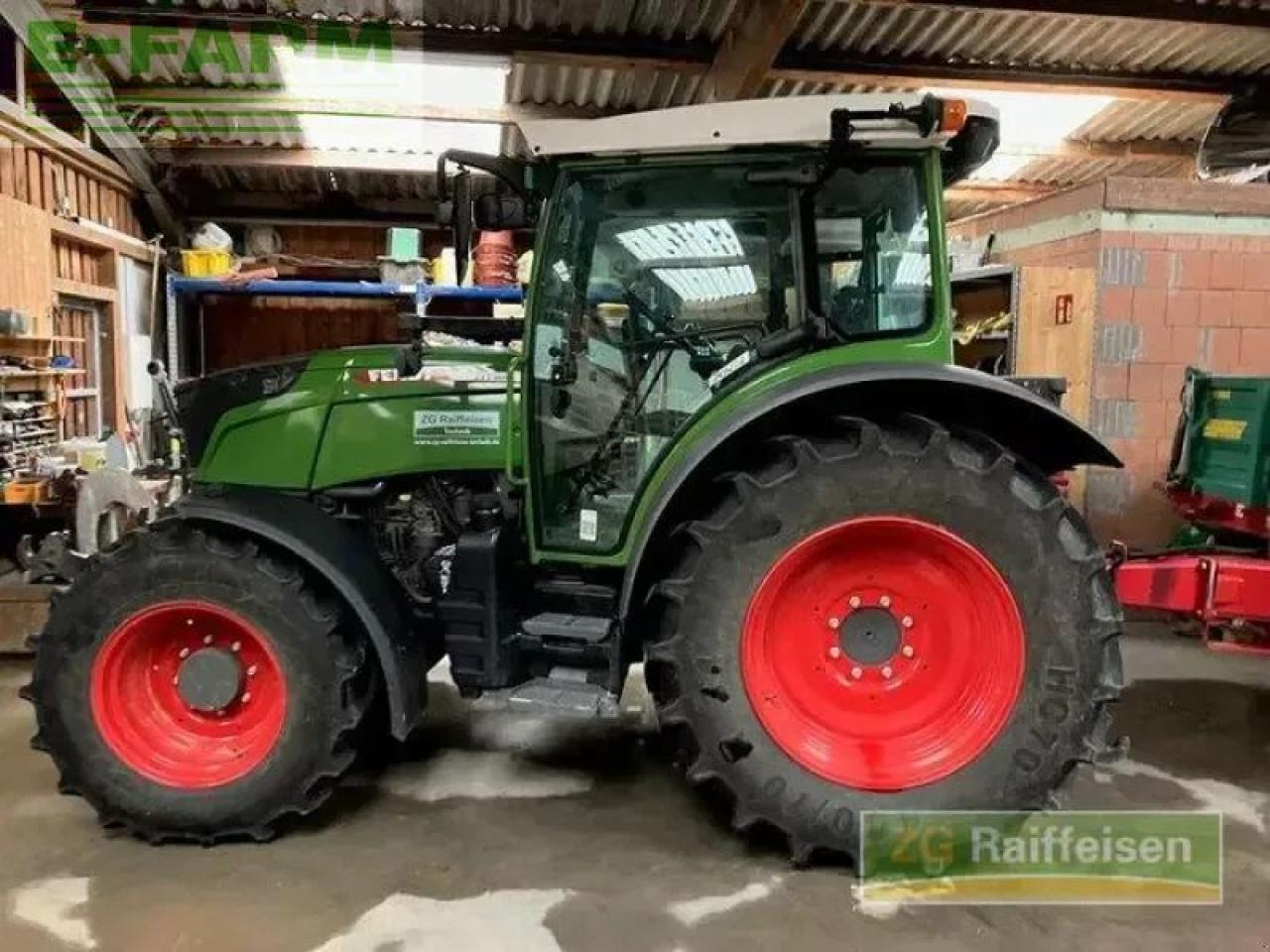 Fendt 211 vario power setting 2 - טרקטור חקלאי: תמונה 2 Fendt 211 vario power setting 2 - טרקטור חקלאי: תמונה 2