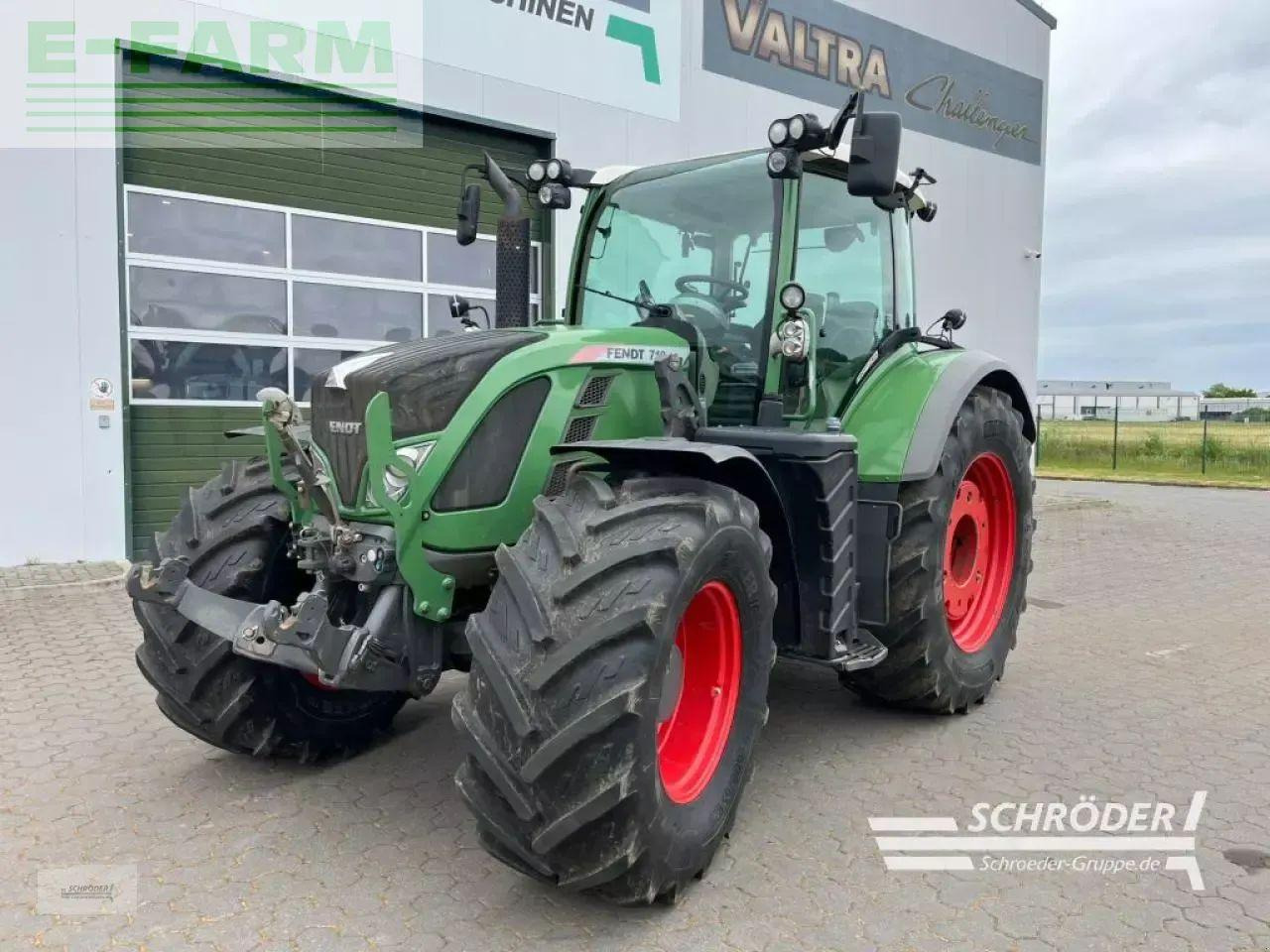 Fendt 718 vario scr profi plus ProfiPlus - טרקטור חקלאי: תמונה 4 Fendt 718 vario scr profi plus ProfiPlus - טרקטור חקלאי: תמונה 4