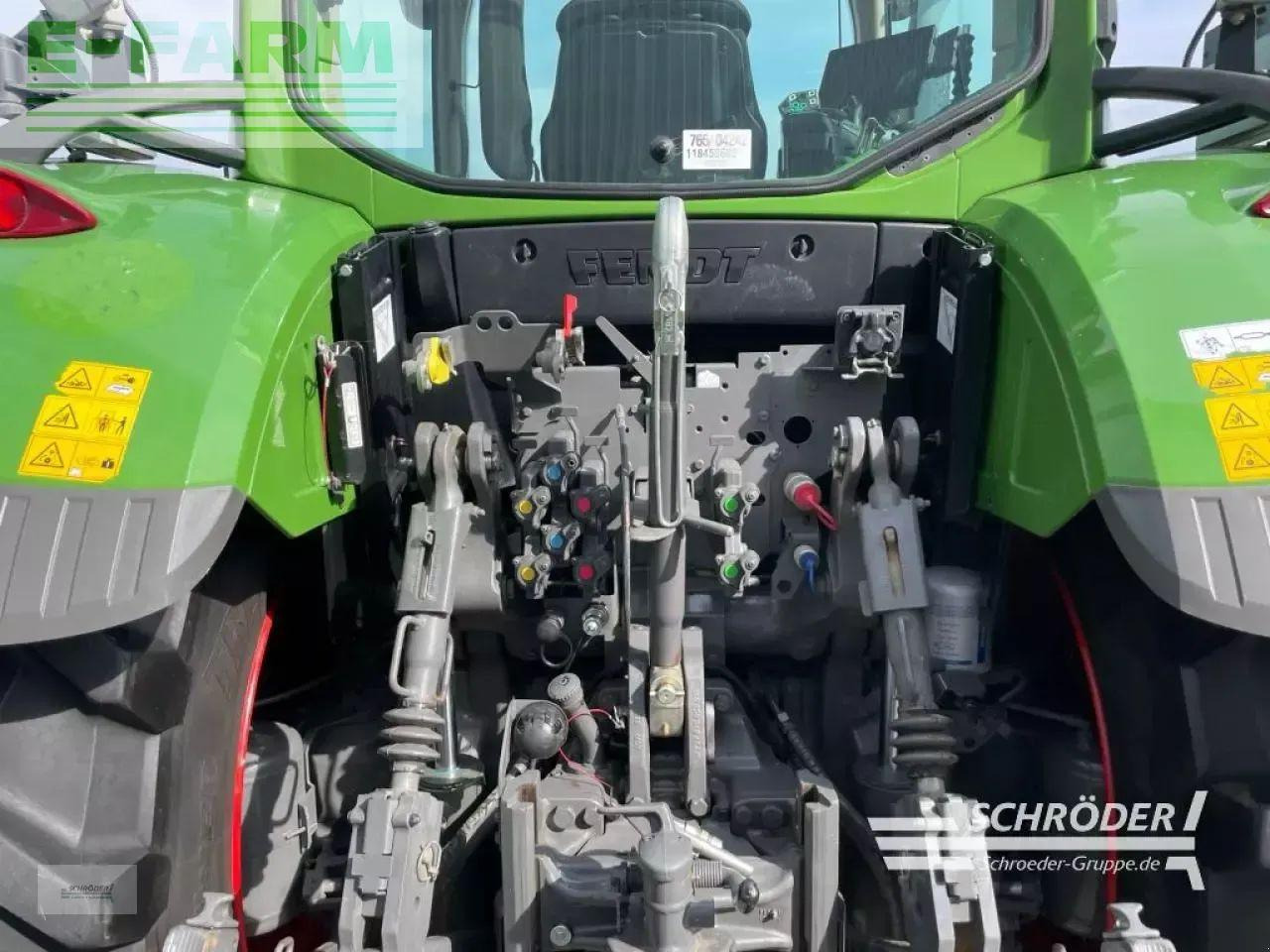 טרקטור חקלאי Fendt 724 gen6 profi plus: תמונה 18