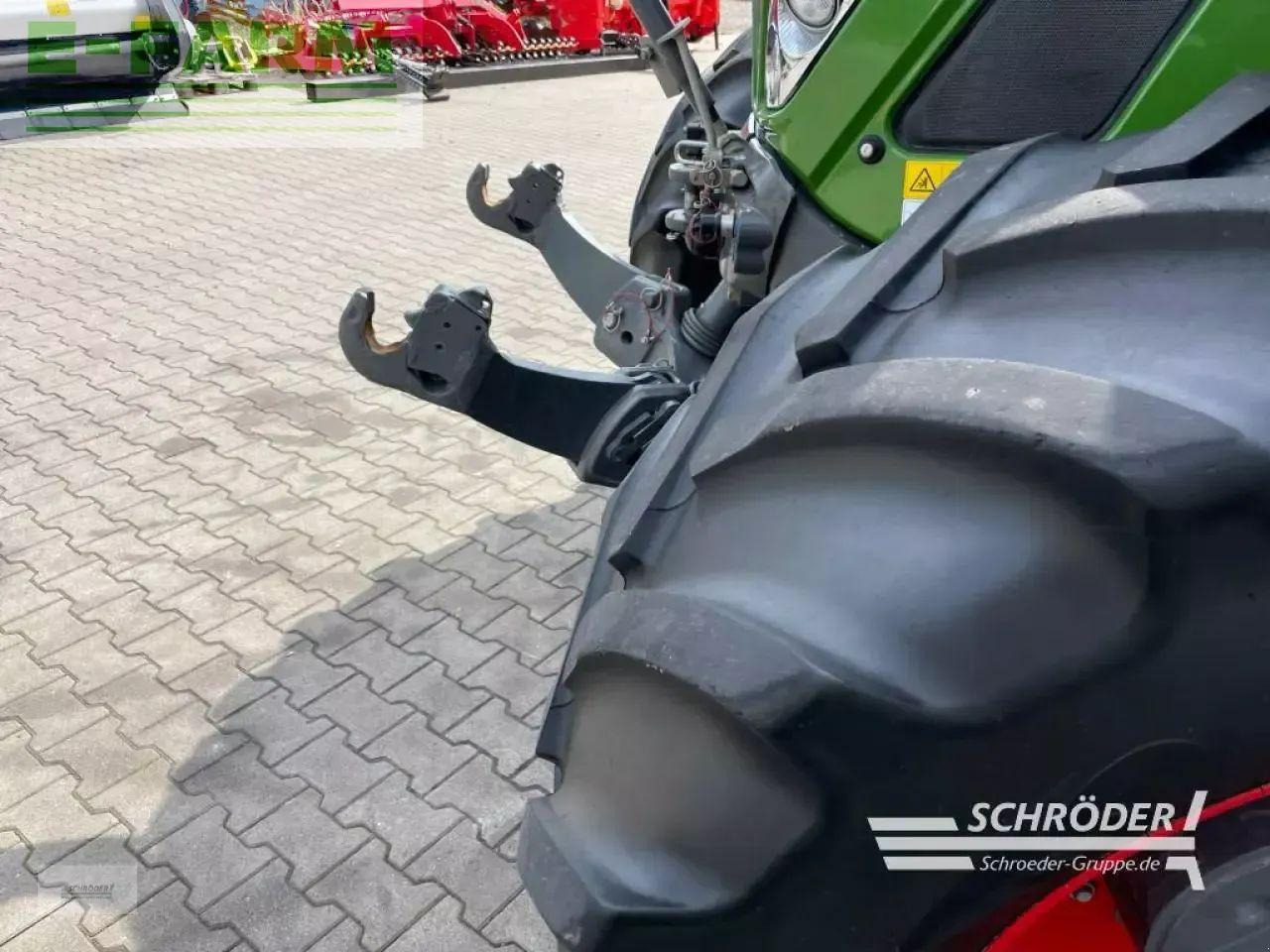 טרקטור חקלאי Fendt 724 gen6 profi plus: תמונה 9