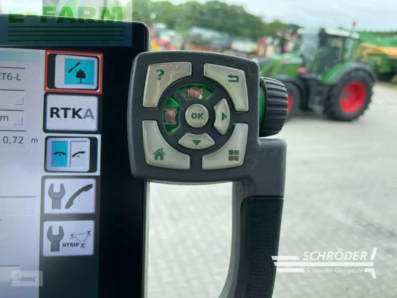 טרקטור חקלאי Fendt 724 s4 profi plus: תמונה 14