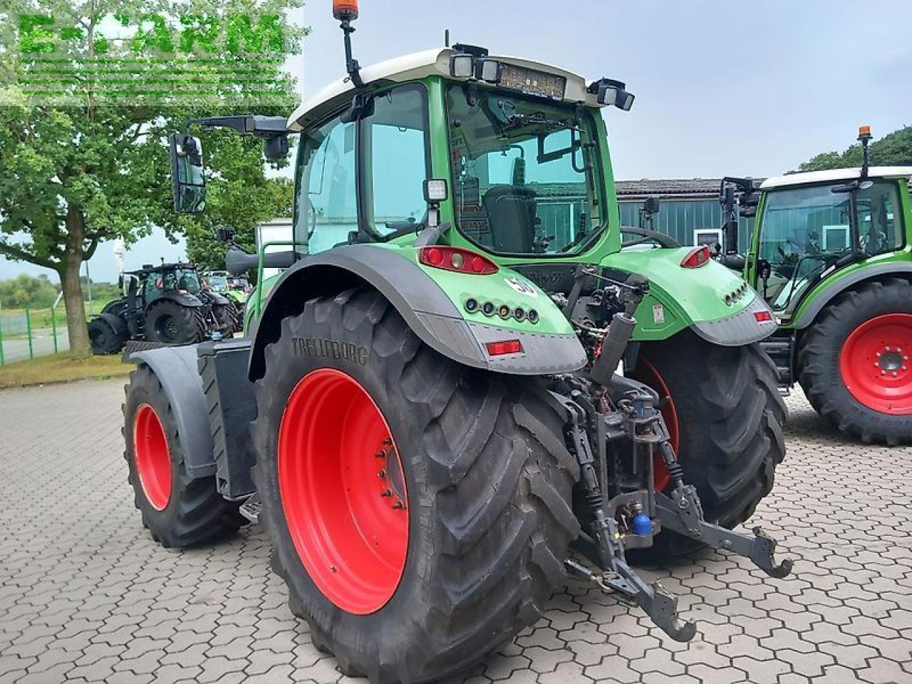 Fendt 724 s4 profiplus - טרקטור חקלאי: תמונה 2 Fendt 724 s4 profiplus - טרקטור חקלאי: תמונה 2