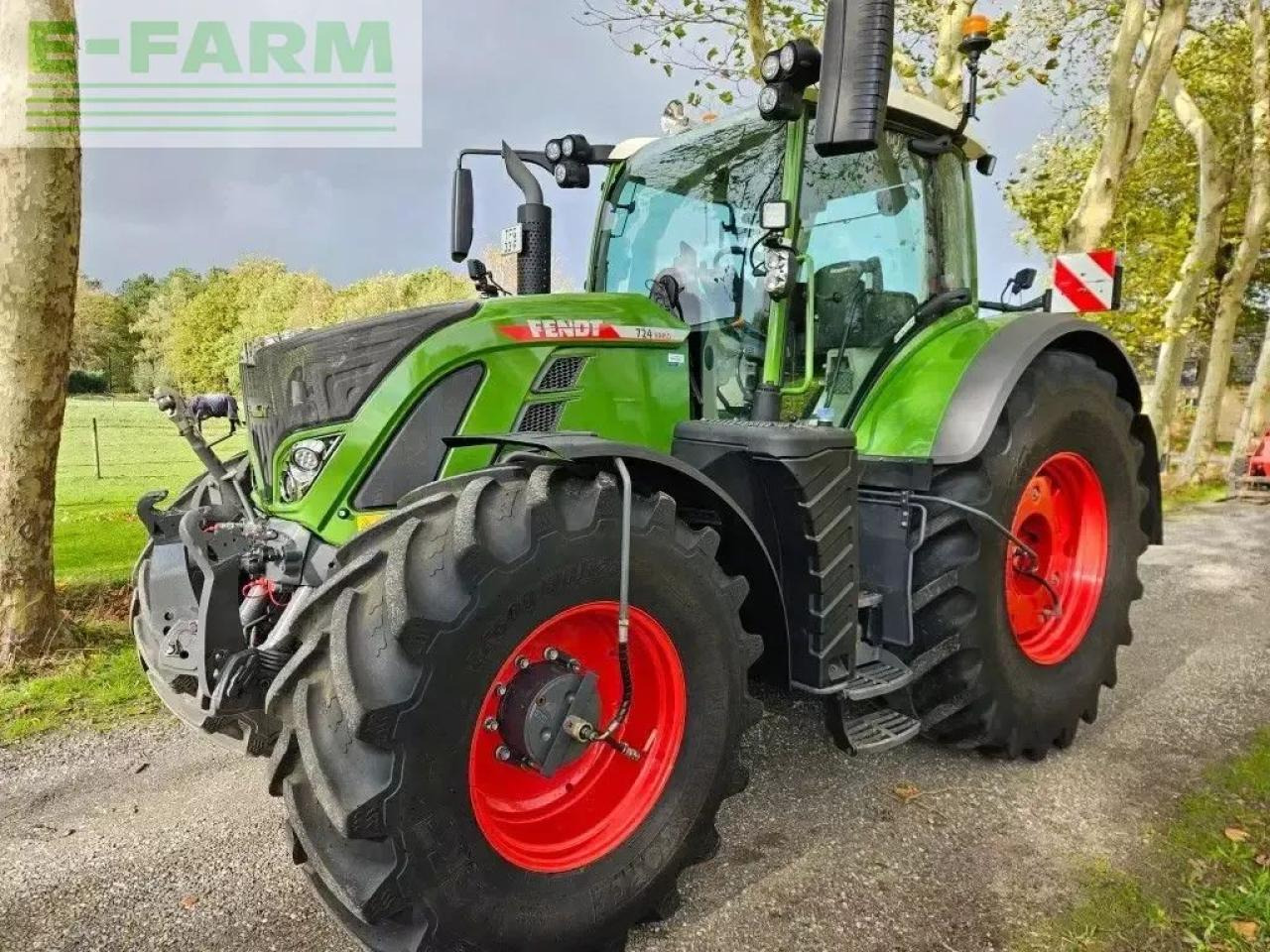 Fendt 724 vario 724 gen6 power plus reifendrucksystem rtk ( 718 720 72 - טרקטור חקלאי: תמונה 1 Fendt 724 vario 724 gen6 power plus reifendrucksystem rtk ( 718 720 72 - טרקטור חקלאי: תמונה 1