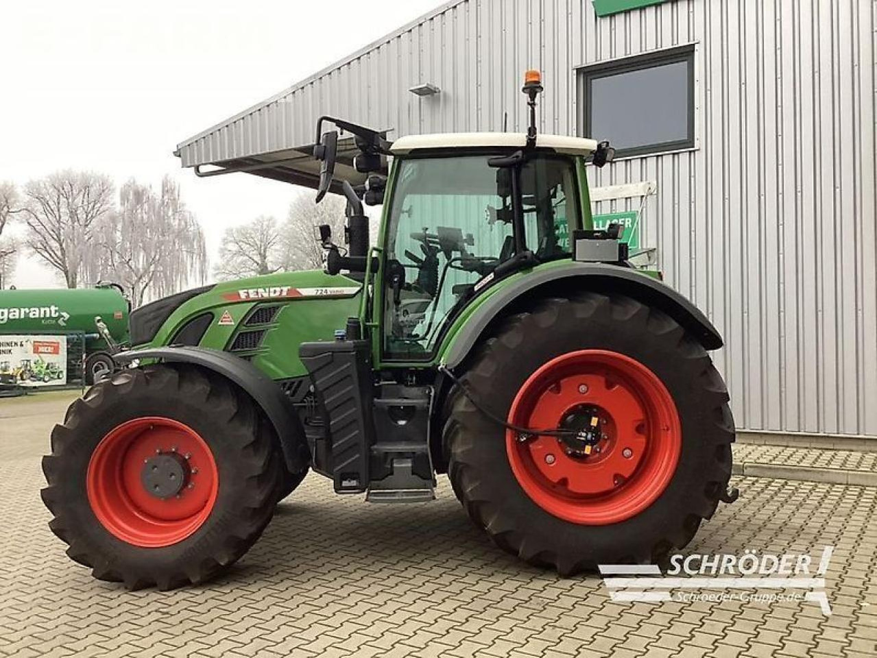 Fendt 724 vario gen6 profi plus ProfiPlus - טרקטור חקלאי: תמונה 3 Fendt 724 vario gen6 profi plus ProfiPlus - טרקטור חקלאי: תמונה 3