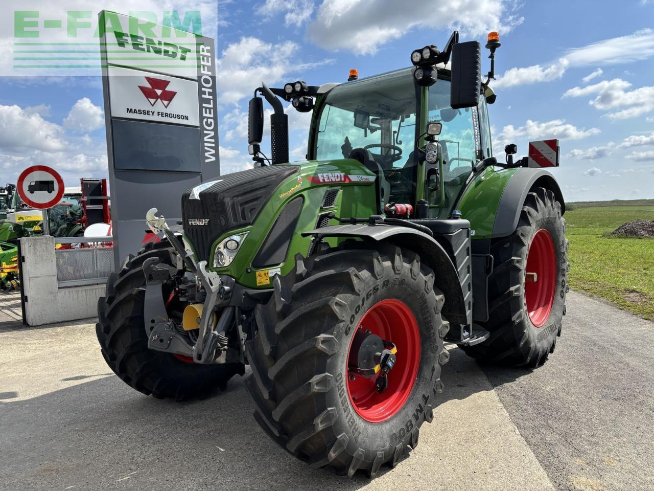 Fendt 724 vario profi+ ProfiPlus - טרקטור חקלאי: תמונה 1 Fendt 724 vario profi+ ProfiPlus - טרקטור חקלאי: תמונה 1