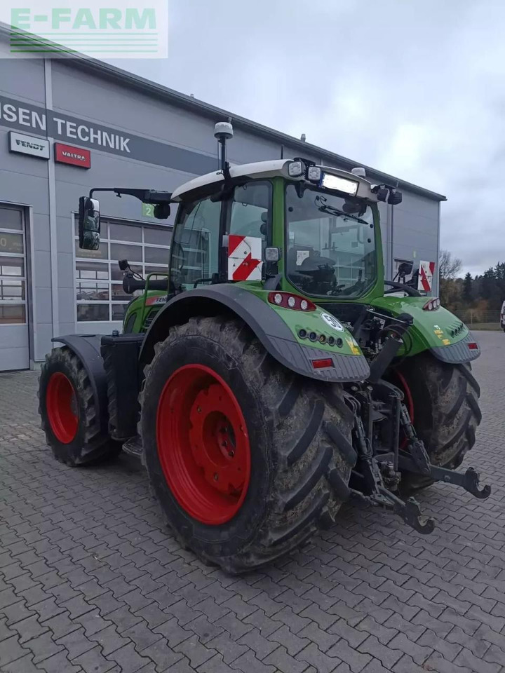 Fendt 724 vario profi+ motor neu - טרקטור חקלאי: תמונה 4 Fendt 724 vario profi+ motor neu - טרקטור חקלאי: תמונה 4