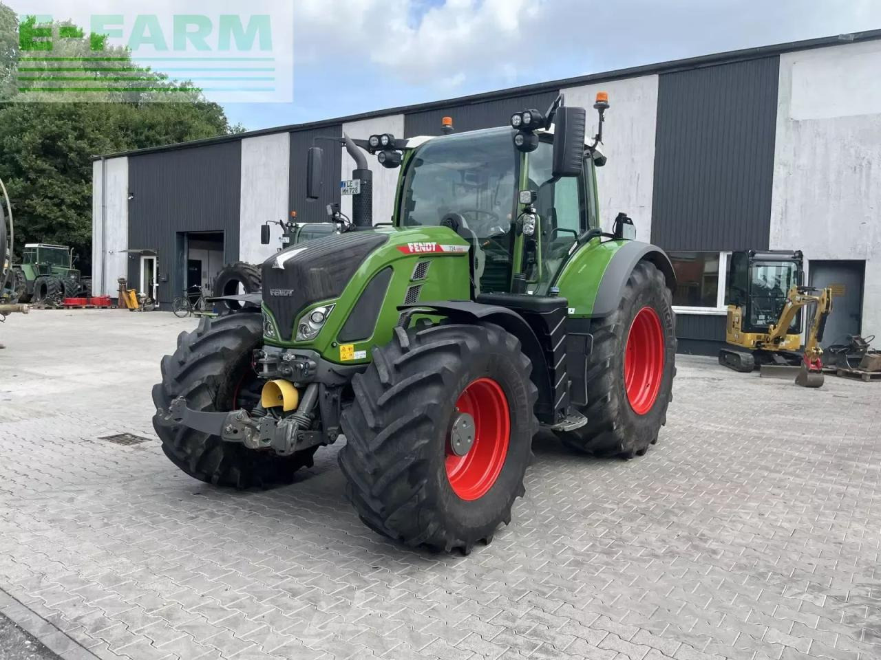 Fendt 724 vario profiplus ProfiPlus - טרקטור חקלאי: תמונה 2 Fendt 724 vario profiplus ProfiPlus - טרקטור חקלאי: תמונה 2
