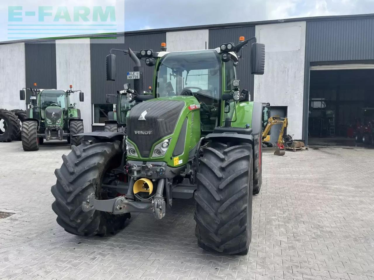 Fendt 724 vario profiplus ProfiPlus - טרקטור חקלאי: תמונה 4 Fendt 724 vario profiplus ProfiPlus - טרקטור חקלאי: תמונה 4