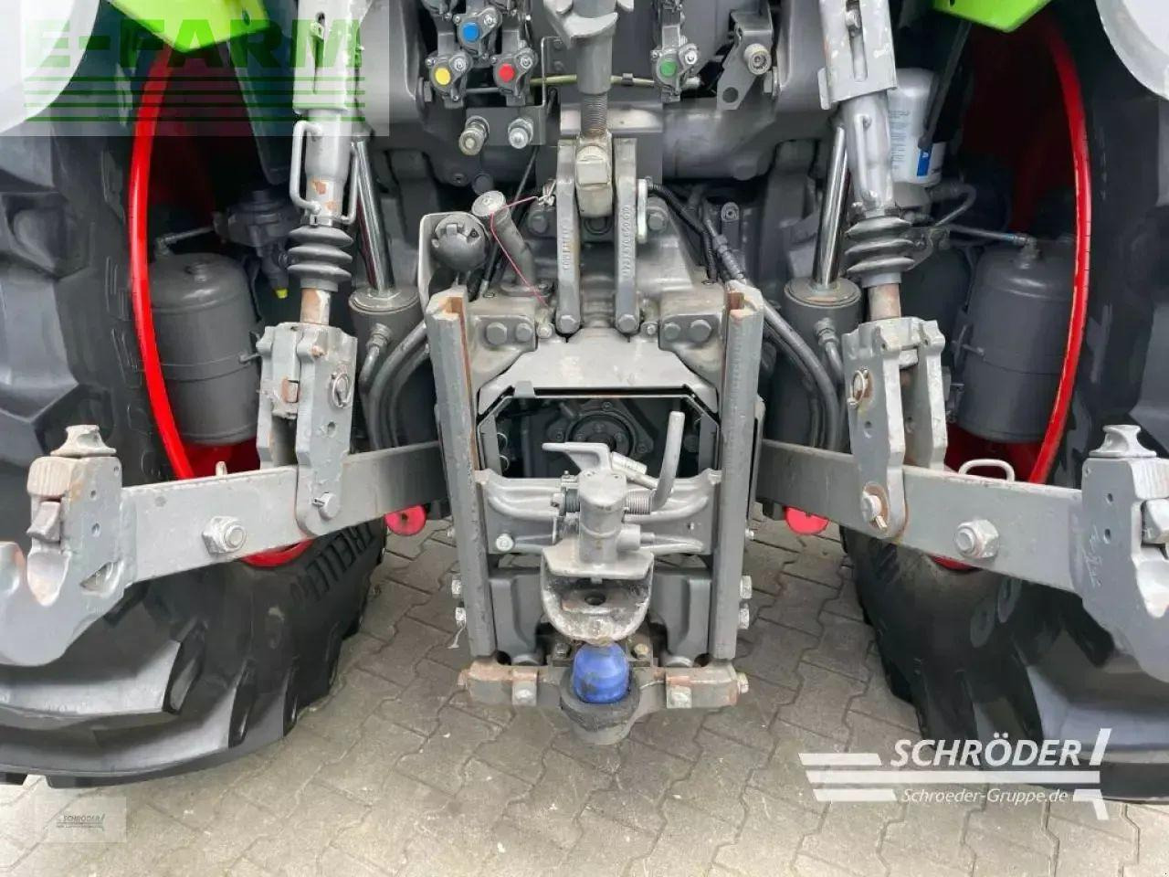 Fendt 724 vario s4 profi plus ProfiPlus - טרקטור חקלאי: תמונה 3 Fendt 724 vario s4 profi plus ProfiPlus - טרקטור חקלאי: תמונה 3