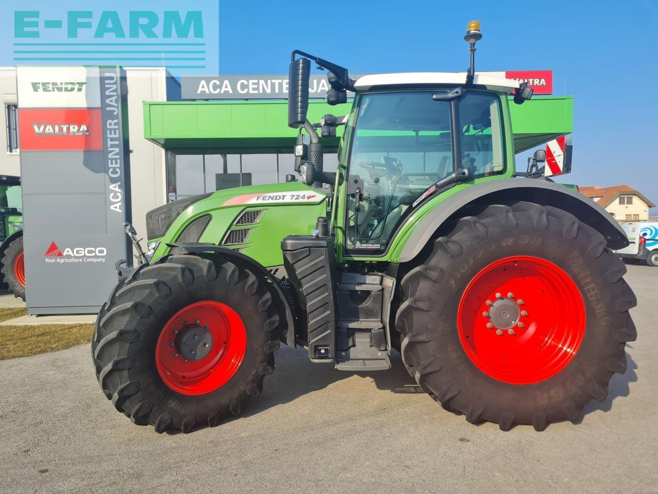 טרקטור חקלאי Fendt 724 vario: תמונה 9