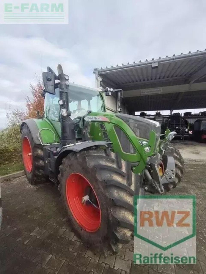 Fendt 724 - טרקטור חקלאי: תמונה 4 Fendt 724 - טרקטור חקלאי: תמונה 4
