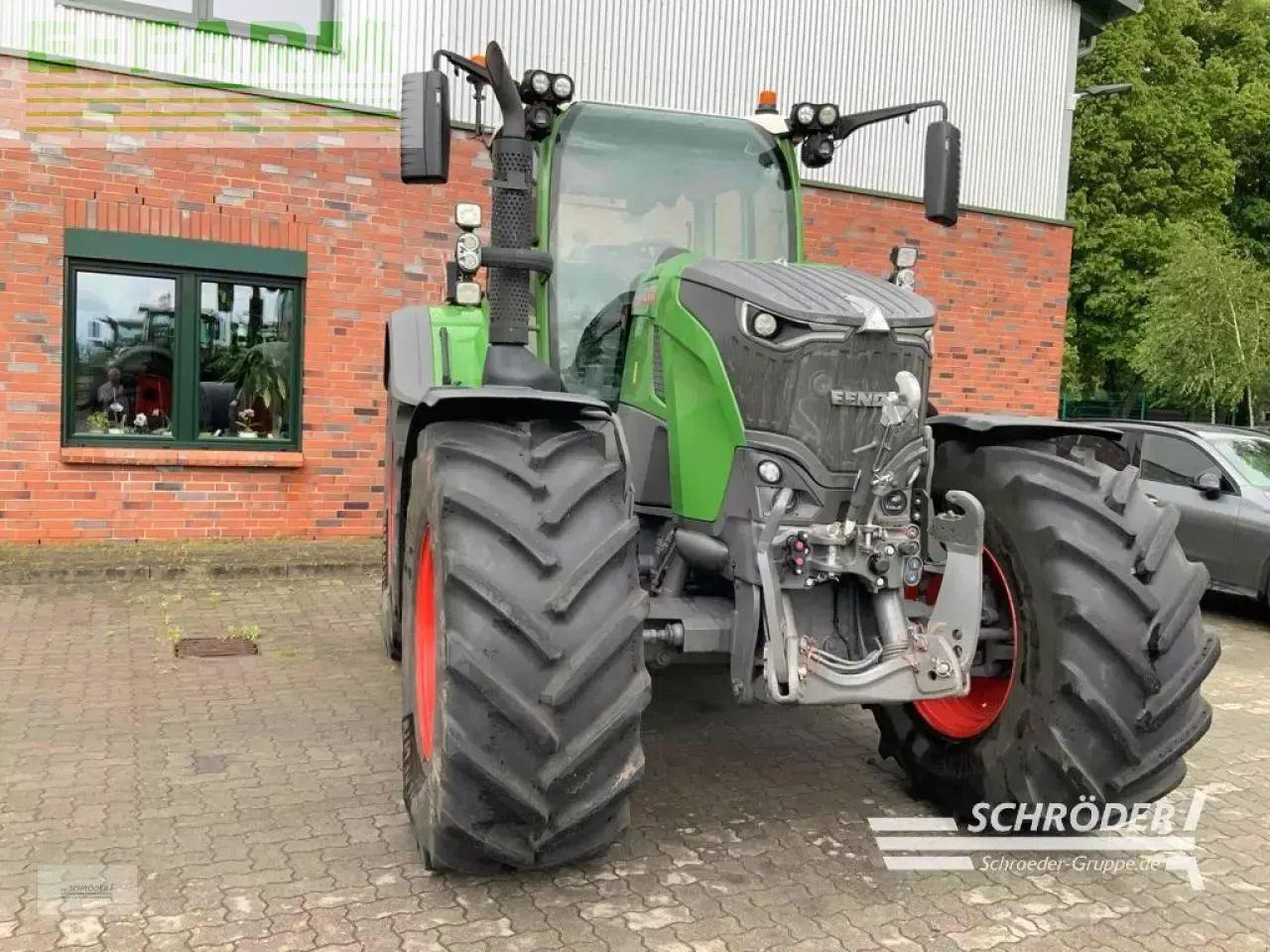 Fendt 728 vario gen7 profi plus ProfiPlus - טרקטור חקלאי: תמונה 4 Fendt 728 vario gen7 profi plus ProfiPlus - טרקטור חקלאי: תמונה 4