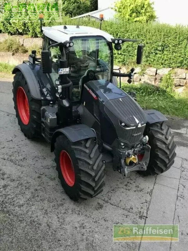 Fendt 728 vario gen7 - טרקטור חקלאי: תמונה 1 Fendt 728 vario gen7 - טרקטור חקלאי: תמונה 1