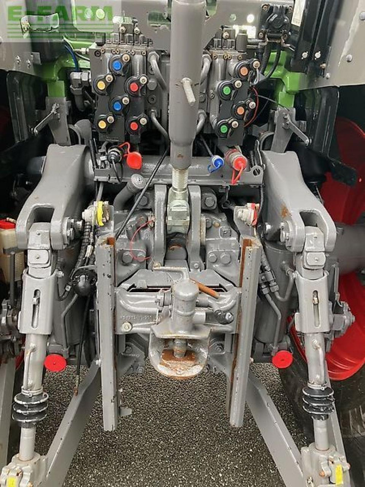 Fendt 824 s4 profiplus - טרקטור חקלאי: תמונה 5 Fendt 824 s4 profiplus - טרקטור חקלאי: תמונה 5