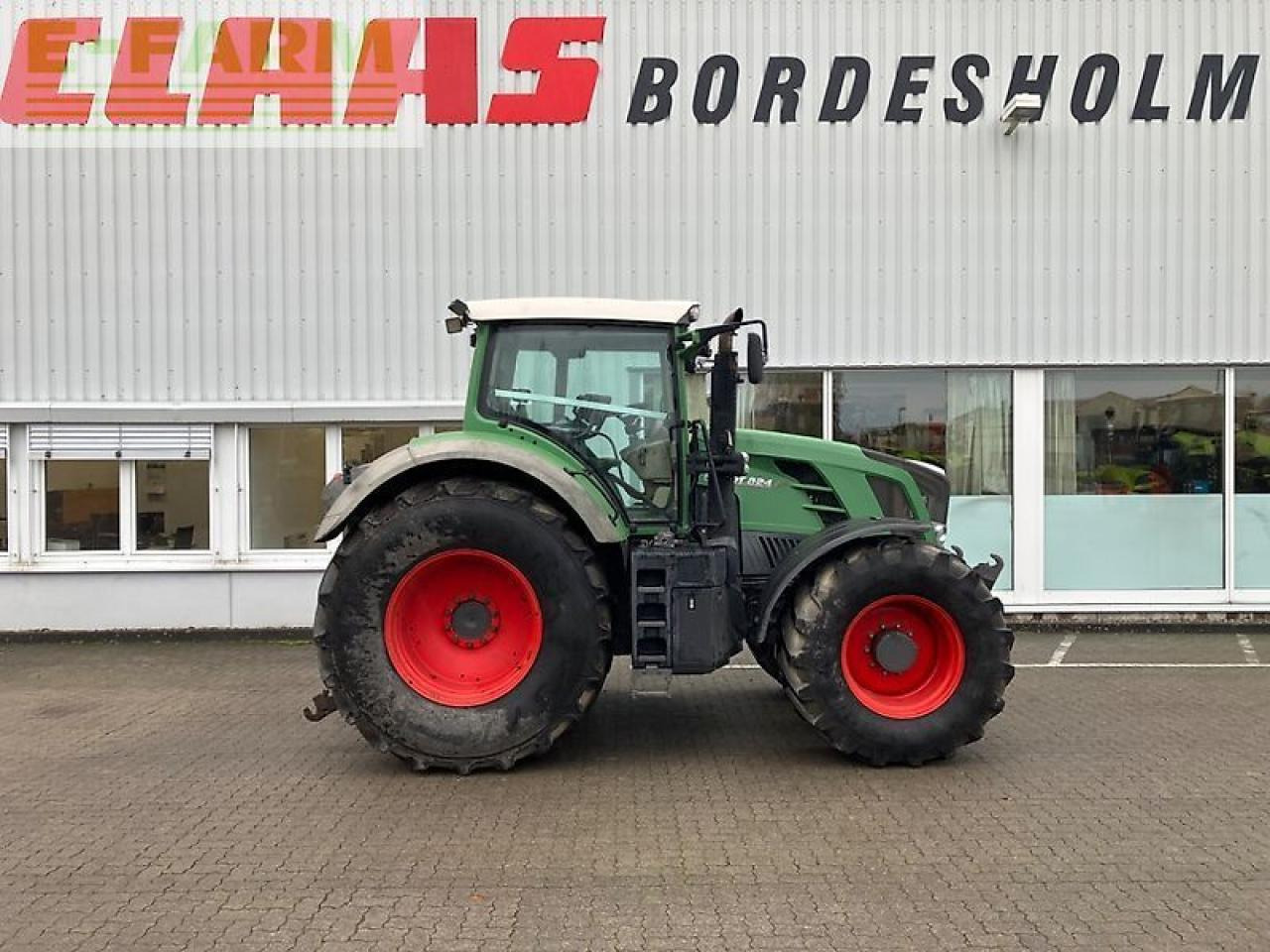 Fendt 824 vario profi plus ProfiPlus - טרקטור חקלאי: תמונה 3 Fendt 824 vario profi plus ProfiPlus - טרקטור חקלאי: תמונה 3