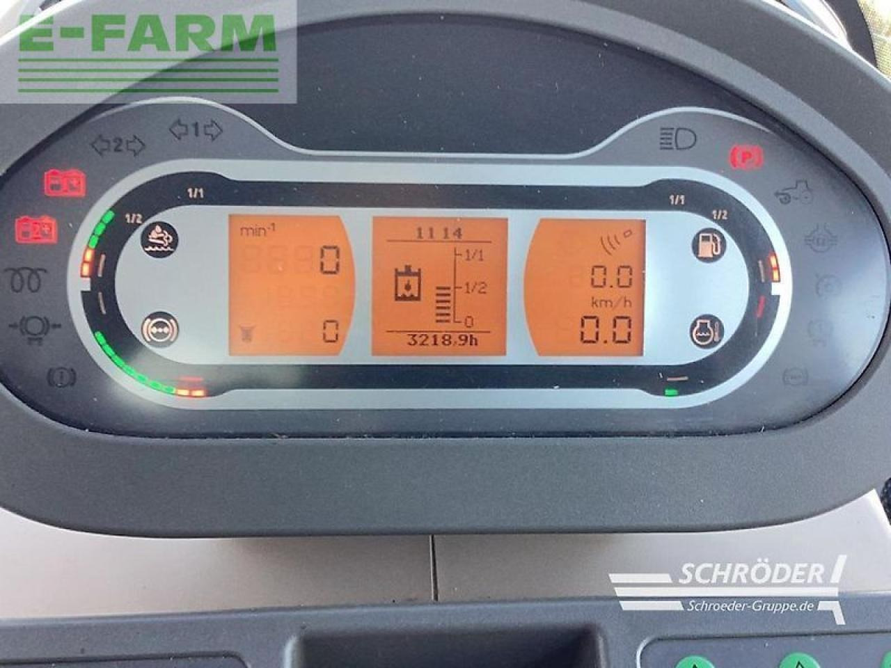טרקטור חקלאי Fendt 824 vario s4 profi plus ProfiPlus: תמונה 12