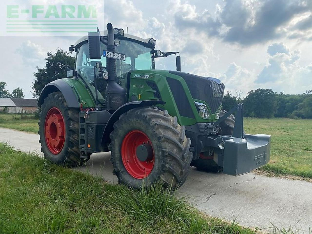 Fendt 826 vario profi plus ProfiPlus - טרקטור חקלאי: תמונה 3 Fendt 826 vario profi plus ProfiPlus - טרקטור חקלאי: תמונה 3