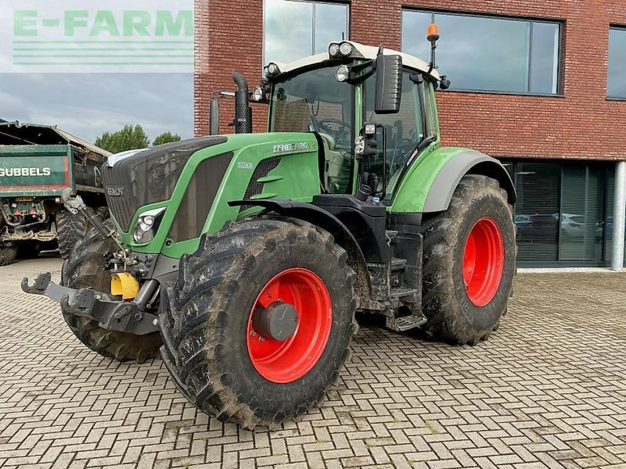 Fendt 826 vario - טרקטור חקלאי: תמונה 1 Fendt 826 vario - טרקטור חקלאי: תמונה 1