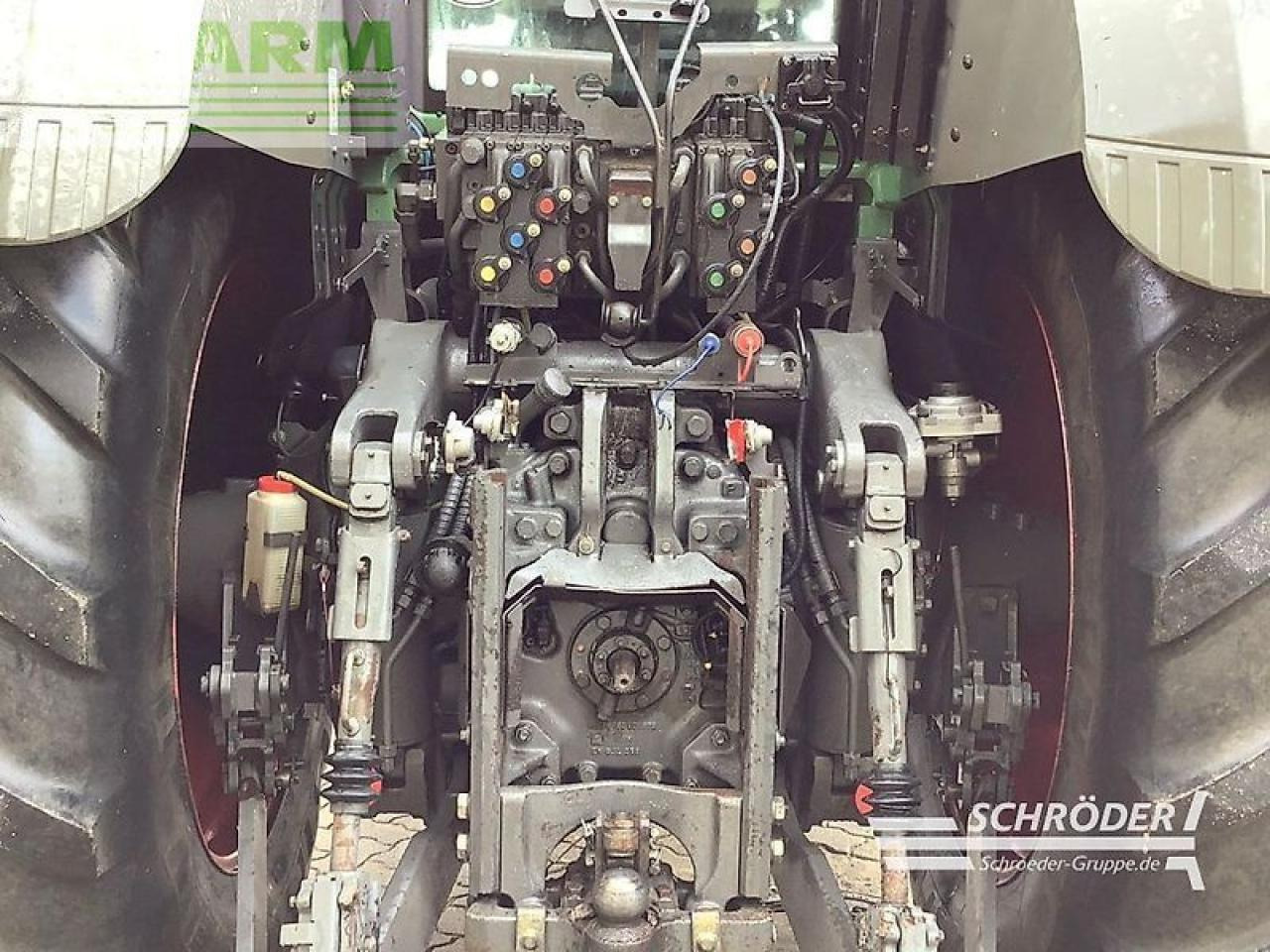 Fendt 828 vario s4 profi plus ProfiPlus - טרקטור חקלאי: תמונה 3 Fendt 828 vario s4 profi plus ProfiPlus - טרקטור חקלאי: תמונה 3