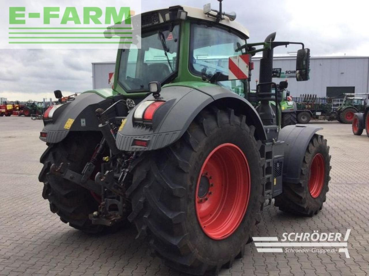 Fendt 828 vario s4 profi plus ProfiPlus - טרקטור חקלאי: תמונה 3 Fendt 828 vario s4 profi plus ProfiPlus - טרקטור חקלאי: תמונה 3