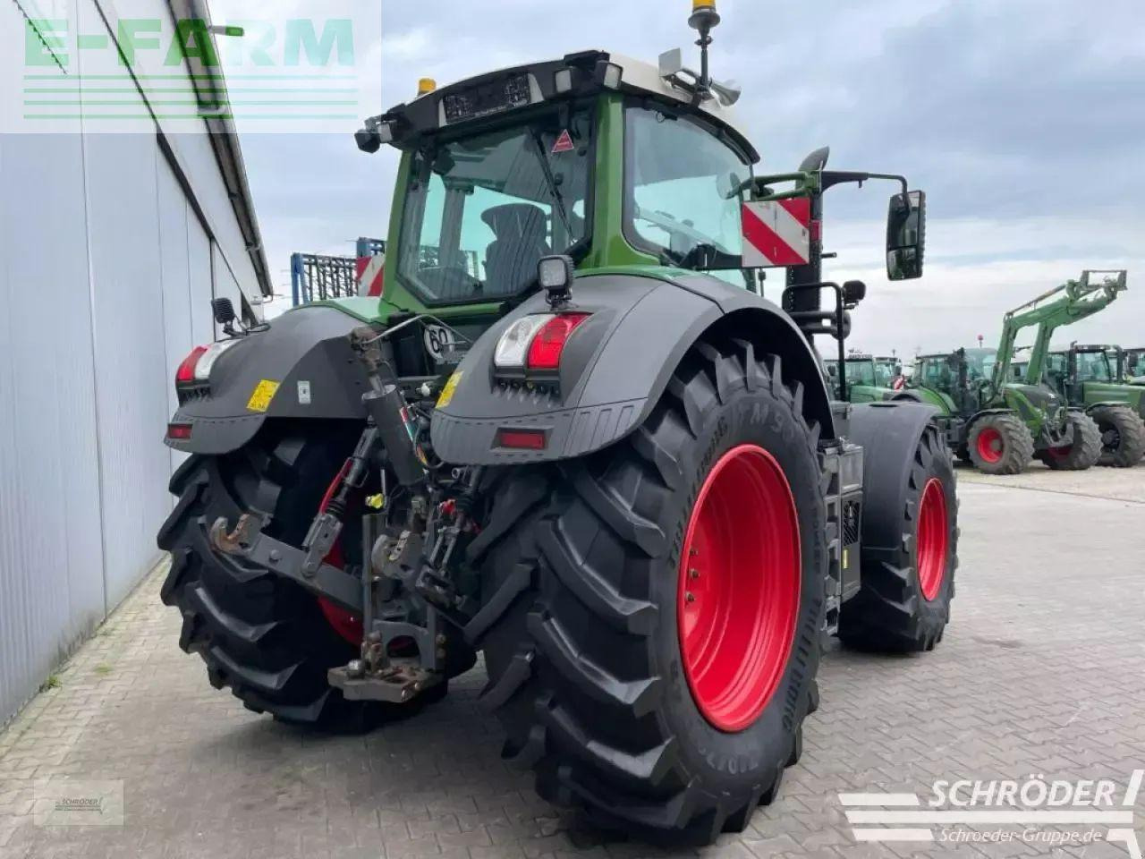 Fendt 828 vario s4 profi plus - טרקטור חקלאי: תמונה 3 Fendt 828 vario s4 profi plus - טרקטור חקלאי: תמונה 3