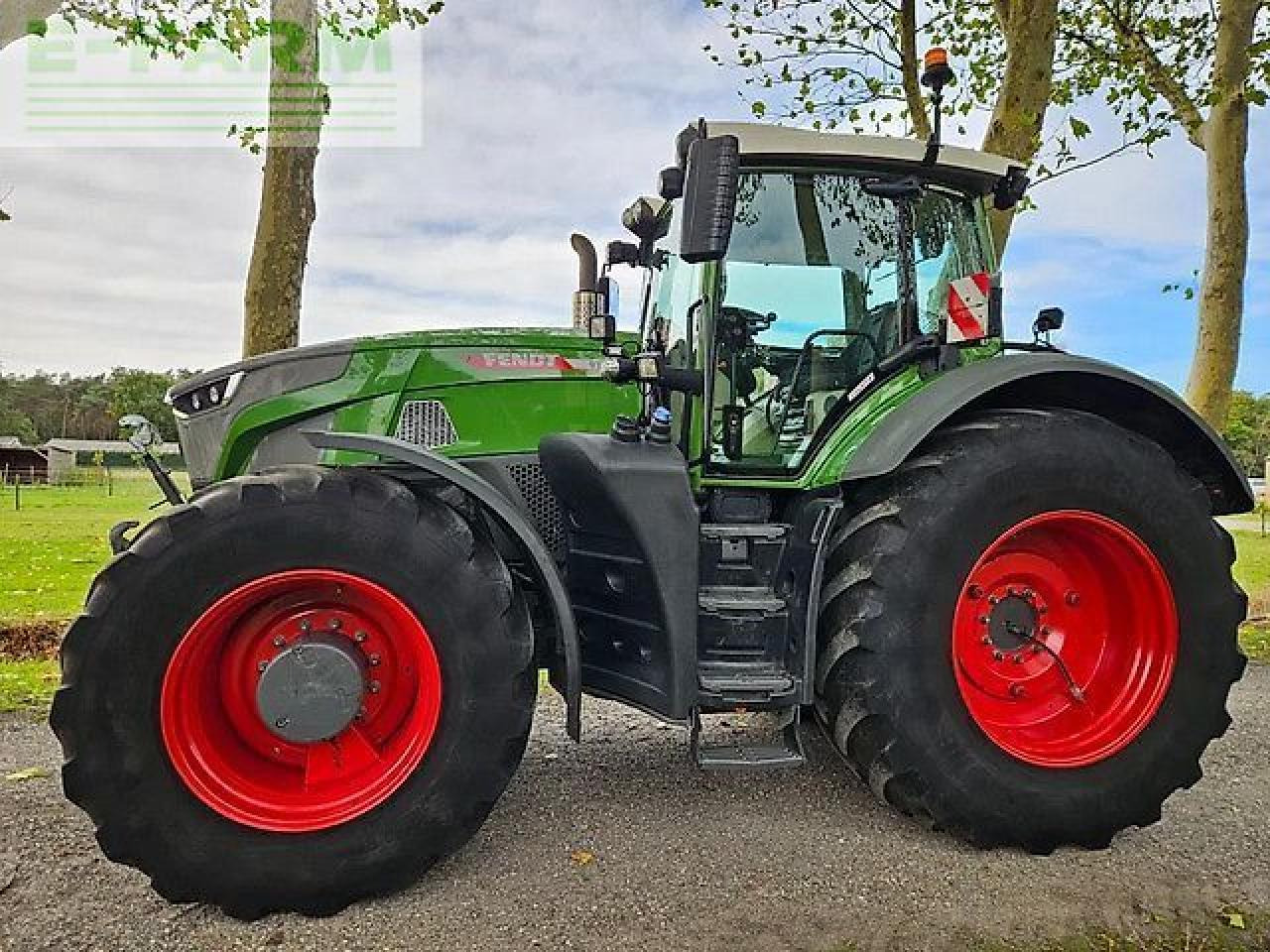 Fendt 936 vario gen 7 profi plus setting 2 ( 930 933 939 942 ) ProfiPlus - טרקטור חקלאי: תמונה 3 Fendt 936 vario gen 7 profi plus setting 2 ( 930 933 939 942 ) ProfiPlus - טרקטור חקלאי: תמונה 3