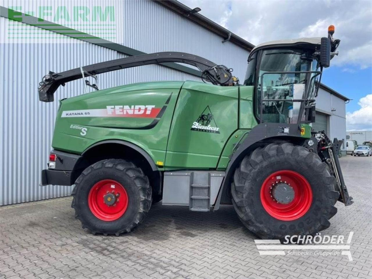 Fendt katana 65 s-edition - מקצרת מספוא: תמונה 2 Fendt katana 65 s-edition - מקצרת מספוא: תמונה 2