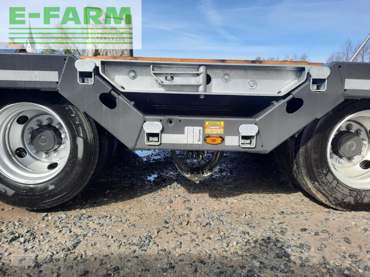 Fliegl dts 300 - קרון נגרר עם מטען נמוך: תמונה 4 Fliegl dts 300 - קרון נגרר עם מטען נמוך: תמונה 4