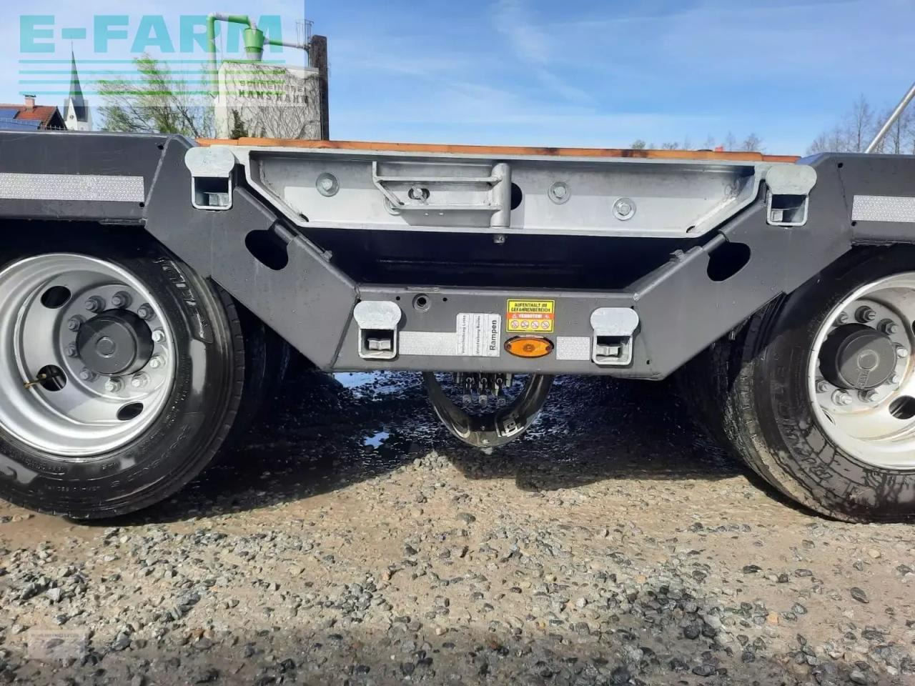 Fliegl dts 300 - קרון נגרר עם מטען נמוך: תמונה 4 Fliegl dts 300 - קרון נגרר עם מטען נמוך: תמונה 4