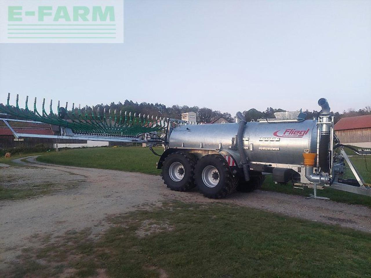 Fliegl pfw 14000 - ציוד דישון: תמונה 3 Fliegl pfw 14000 - ציוד דישון: תמונה 3
