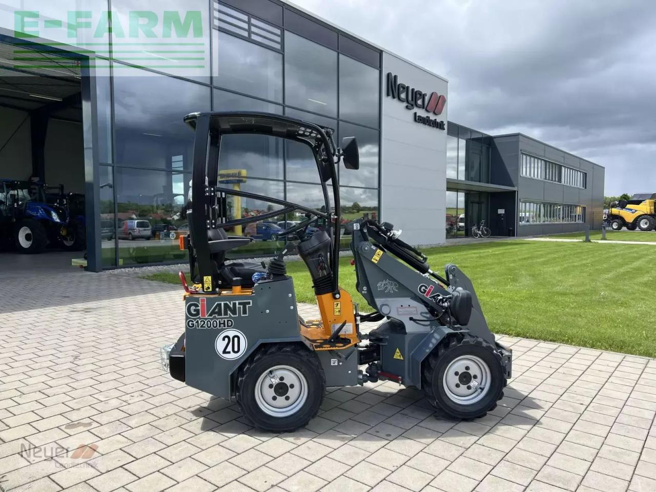 Giant g 1200 hd - מעמיס גלגלים: תמונה 1 Giant g 1200 hd - מעמיס גלגלים: תמונה 1