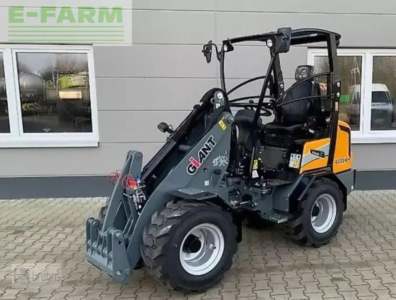 Giant g2200 hd+ - מעמיס גלגלים: תמונה 1 Giant g2200 hd+ - מעמיס גלגלים: תמונה 1