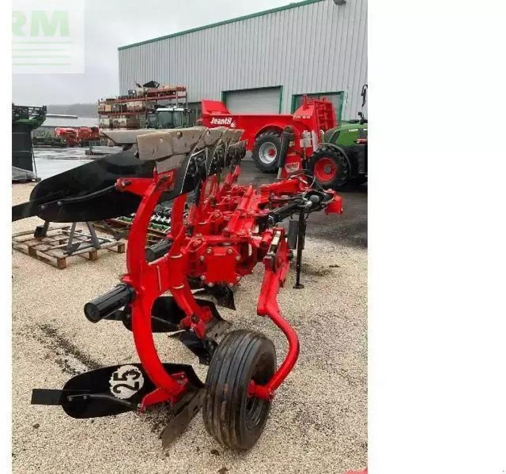 Gregoire Besson marque gregoire + besson - מחרשה: תמונה 4 Gregoire Besson marque gregoire + besson - מחרשה: תמונה 4