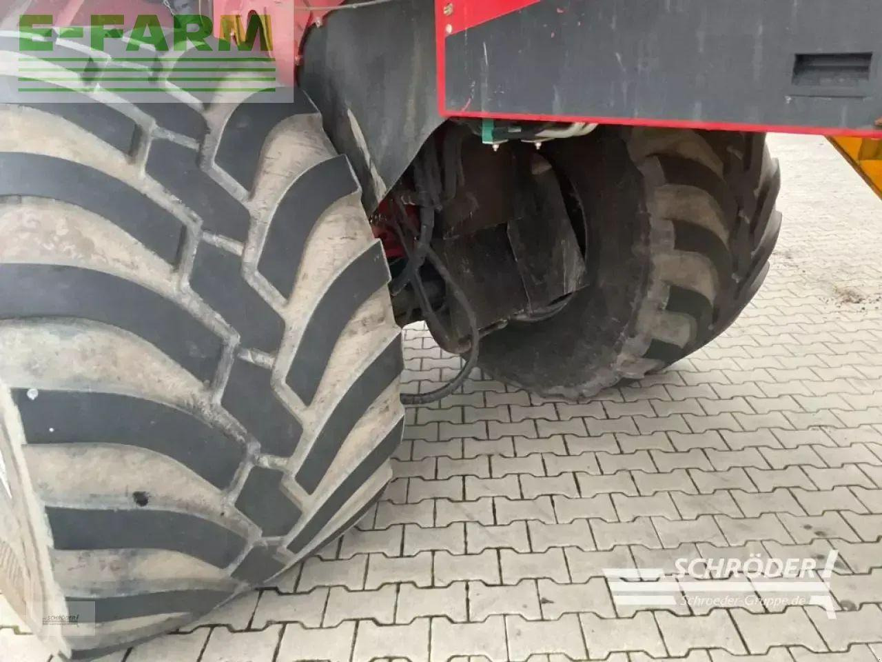 Grimme evo 280 - מקצרת תפוחי אדמה: תמונה 3 Grimme evo 280 - מקצרת תפוחי אדמה: תמונה 3