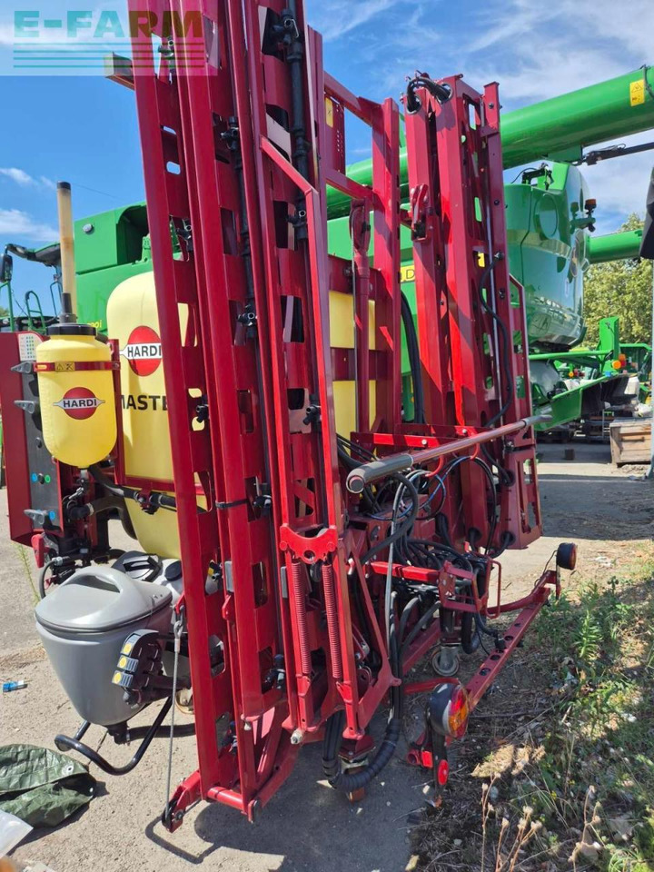 Hardi MASTER - מרסס נגרר: תמונה 4 Hardi MASTER - מרסס נגרר: תמונה 4