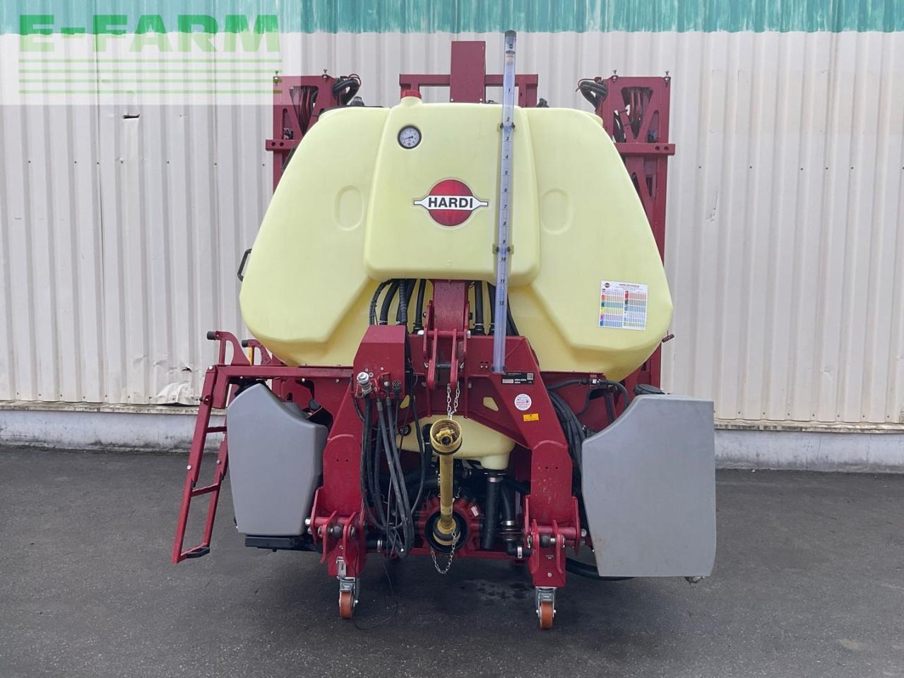 Hardi MEGA 1200 - מרסס נגרר: תמונה 3 Hardi MEGA 1200 - מרסס נגרר: תמונה 3