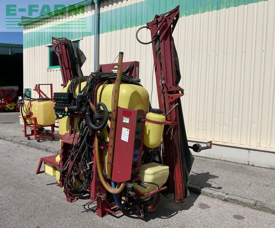 Hardi Master - מרסס נגרר: תמונה 1 Hardi Master - מרסס נגרר: תמונה 1