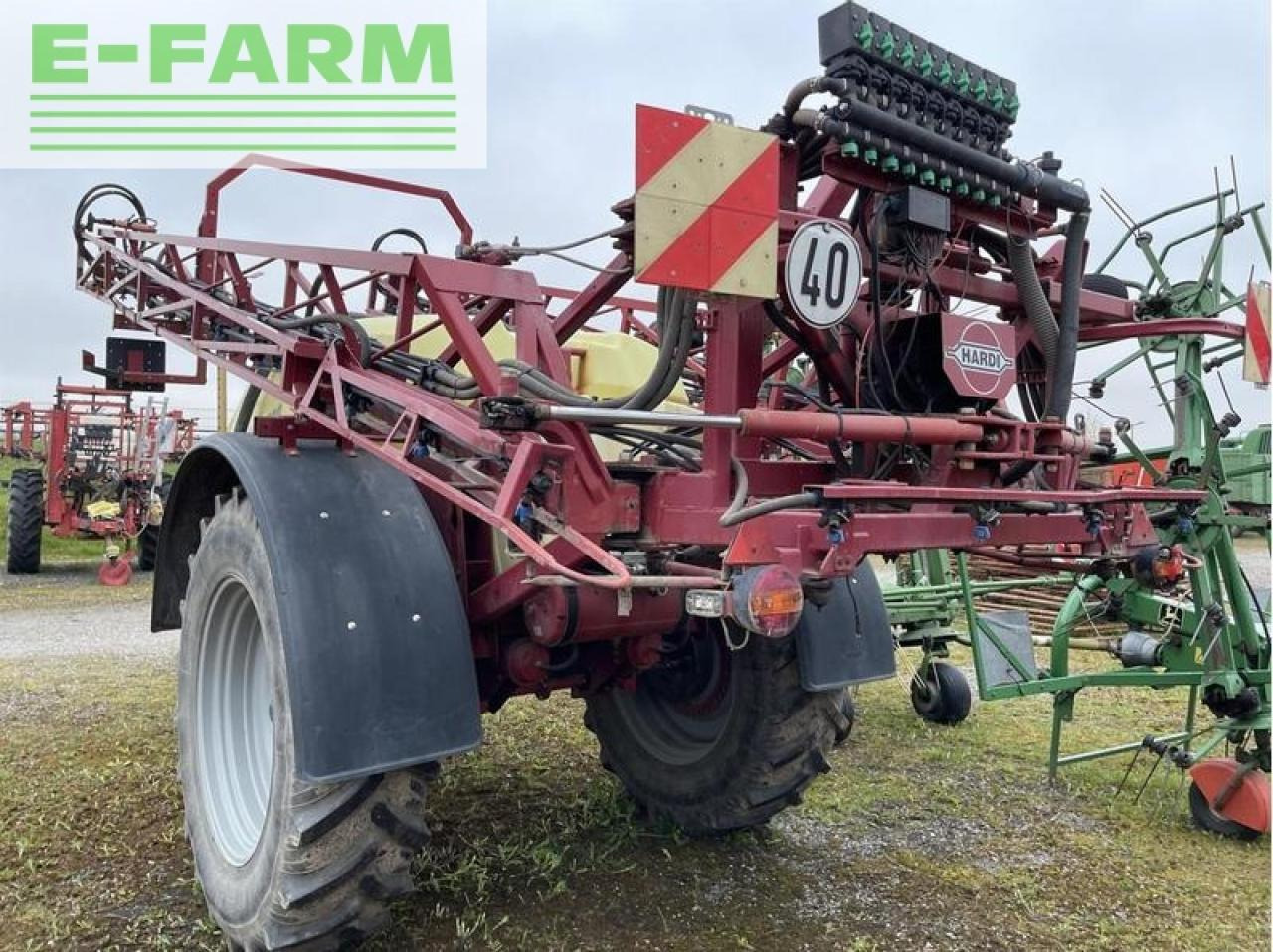 Hardi navigator 4000 - מרסס נגרר: תמונה 5 Hardi navigator 4000 - מרסס נגרר: תמונה 5